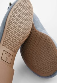 Next FOREVER COMFORT ROUND TOE - REGULAR FIT - Ballerinaskor - blue