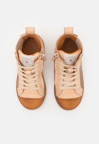 Bisgaard MALEK - Zapatillas altas - creme