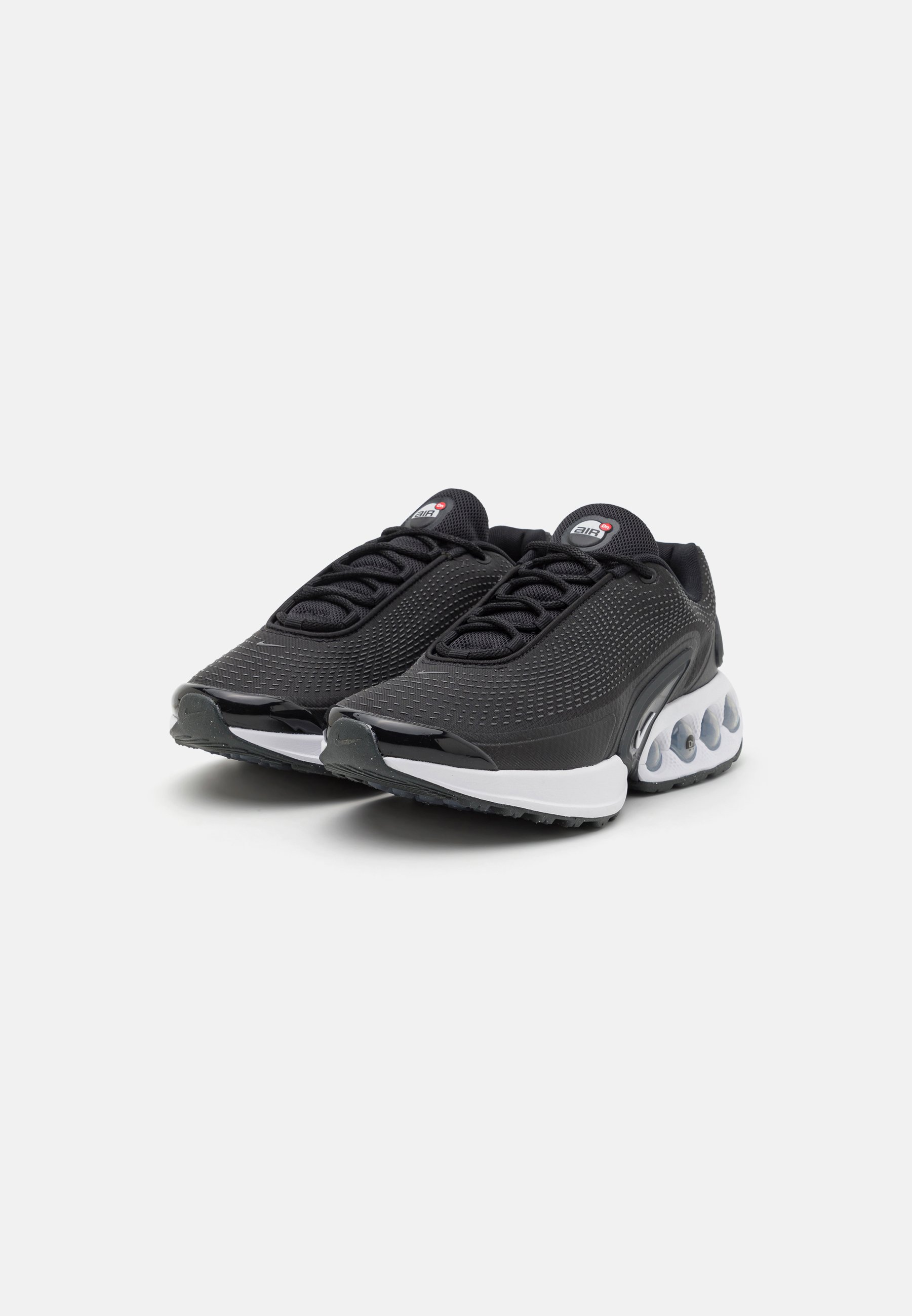 nike tn air white and black