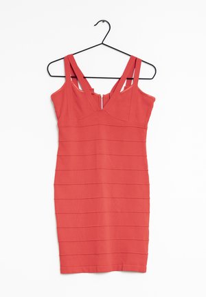 Robe fourreau - red