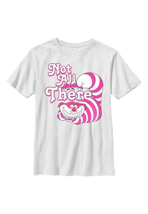Hvid T-shirt med lyserød og hvidstribet Cheshire Cat, der ligger ned, og teksten "Not All There" i lyserøde og hvide bogstaver.