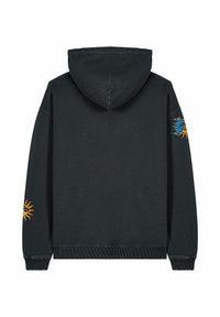 Felpa nera con cappuccio, polsini e orlo a costine, con grafiche di sole giallo e occhio blu sulle maniche. Tessuto morbido e strutturato.