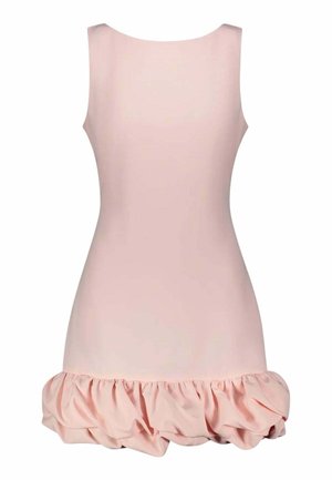 Vestito rosa chiaro senza maniche con corpetto aderente e orlo arruffato sul fondo, mostrato da dietro.