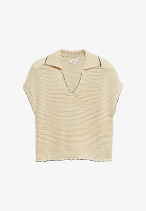 Kremowy sweter z dzianiny z krótkim rękawem, kołnierzykiem, dekoltem w serek i czarnym przeszyciem wzdłuż krawędzi.