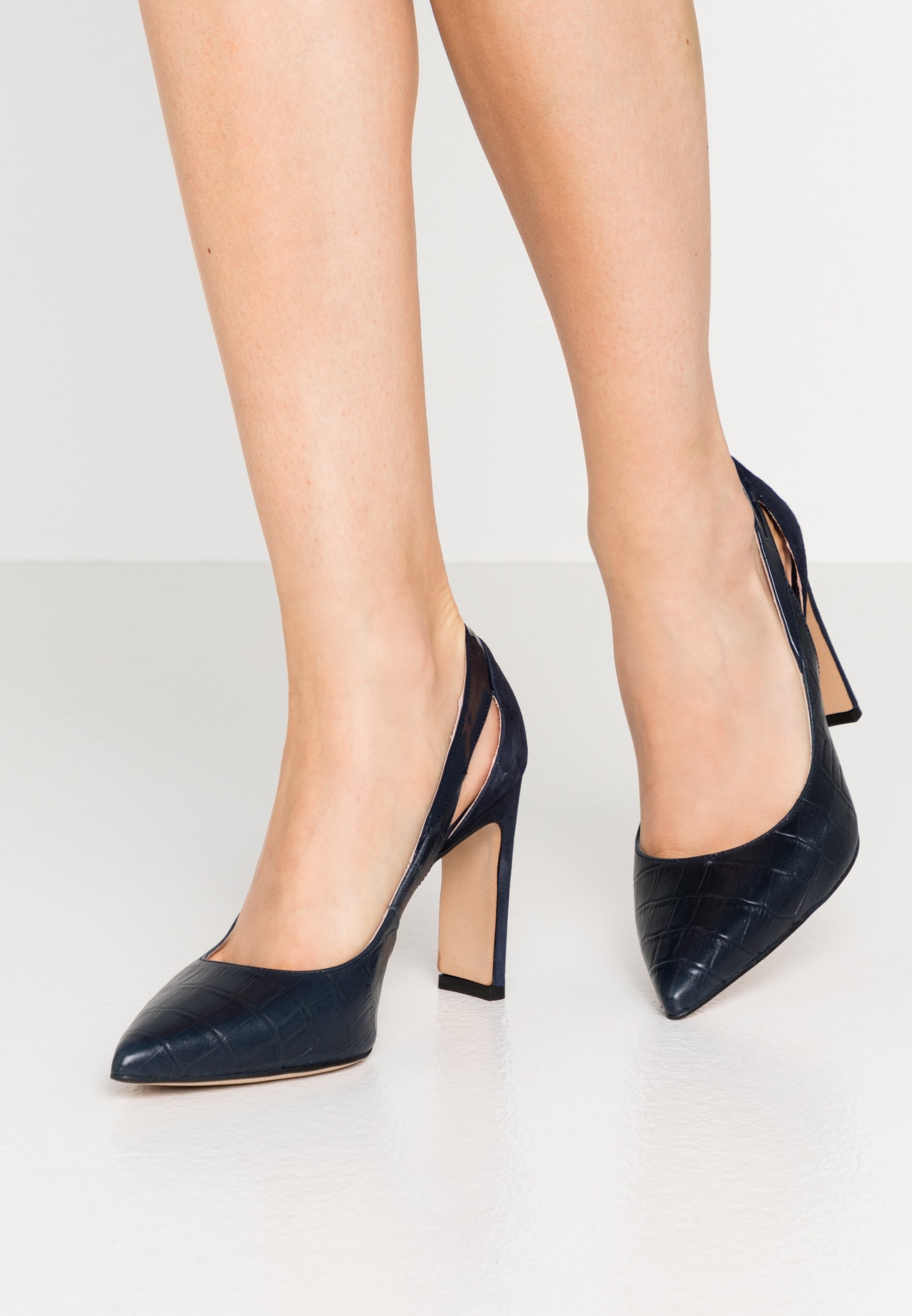 Blå Pumps | Sko til Dame | Pumps på nett hos Zalando New Look Wide Fit WIDE FIT JACKPOT Snøresko black