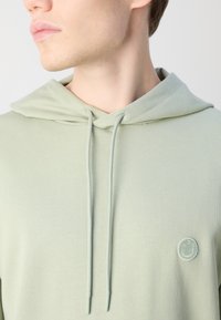 HUGO NOTTYO - Felpa - light pastel green