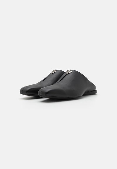 GmbH JAMAL SLIT MULE UNISEX - Klumpaitės - black