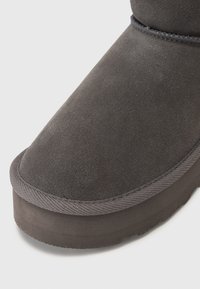 Marco Tozzi Snowboots  - graphite