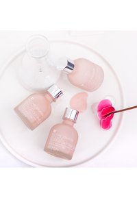 Mizon ACENCE BLEMISH OUT PINK SPOT 30ML - Serum