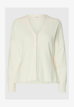 Cárdigan de punto color crema con manga larga, escote en V y pequeños botones frontales, con un ajuste ligeramente holgado y una textura sutil.