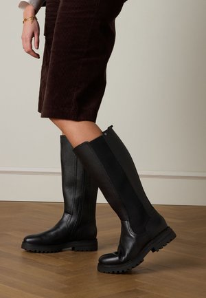 Manfield MIT ELASTIKEINSATZ - Platform boots - schwarz