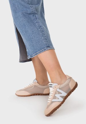 WONDERS, - Sneakersy niskie