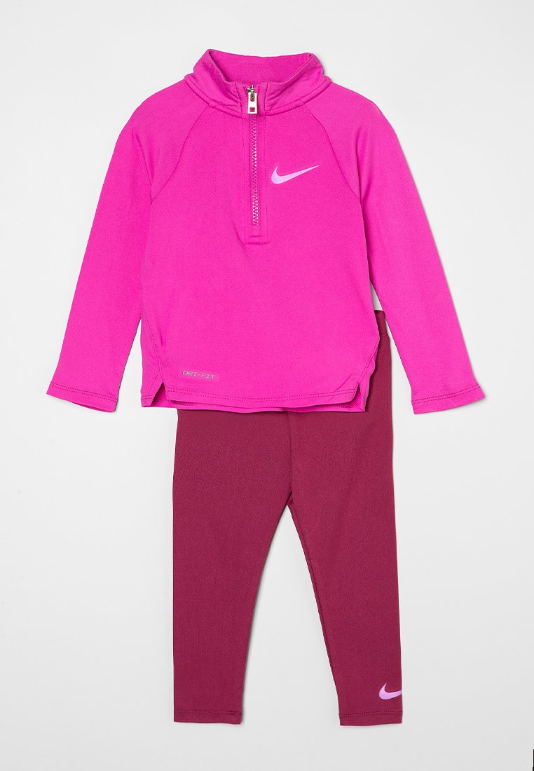 Nike Sportswear Sport T-shirt donkerroze Nike Sportswear Sport T-shirt donkerroze