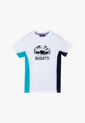T-shirt bianca in cotone con pannelli laterali turchesi e blu navy, caratterizzata da una grafica stampata di una macchina Bugatti e il testo "BUGATTI" in grassetto nero.