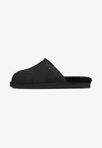 Unselected, black