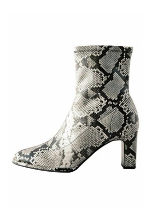 Classic ankle boots - snake print
