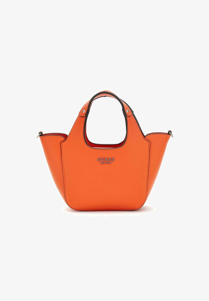 Sac à main en simili cuir orange avec deux poignées courtes, un design découpé distinctif, des détails en logo argenté et des accents noirs contrastants.