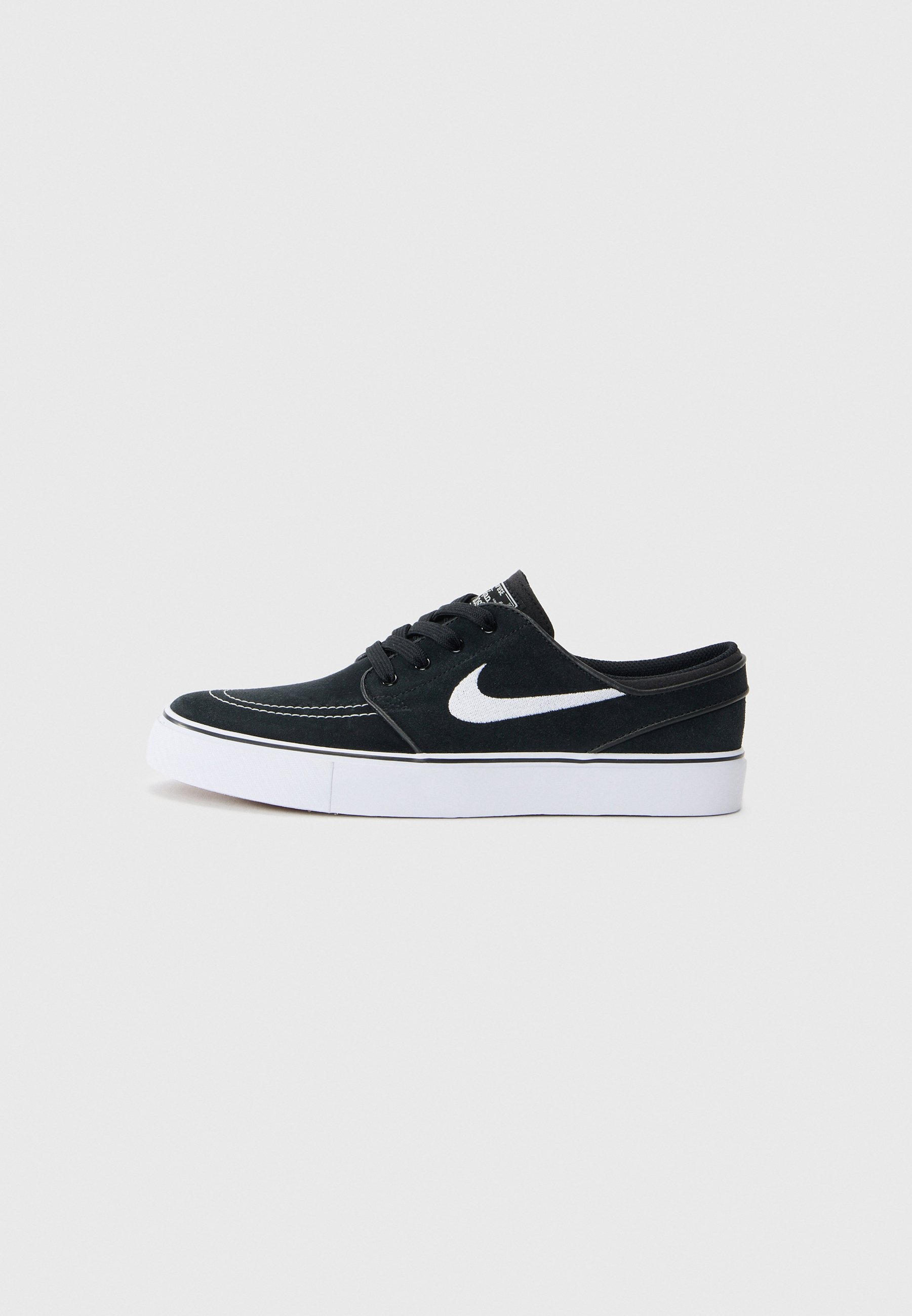 Chaussure Nike Nike Sb Janoski Soldes Nike SB Baskets Basses Black