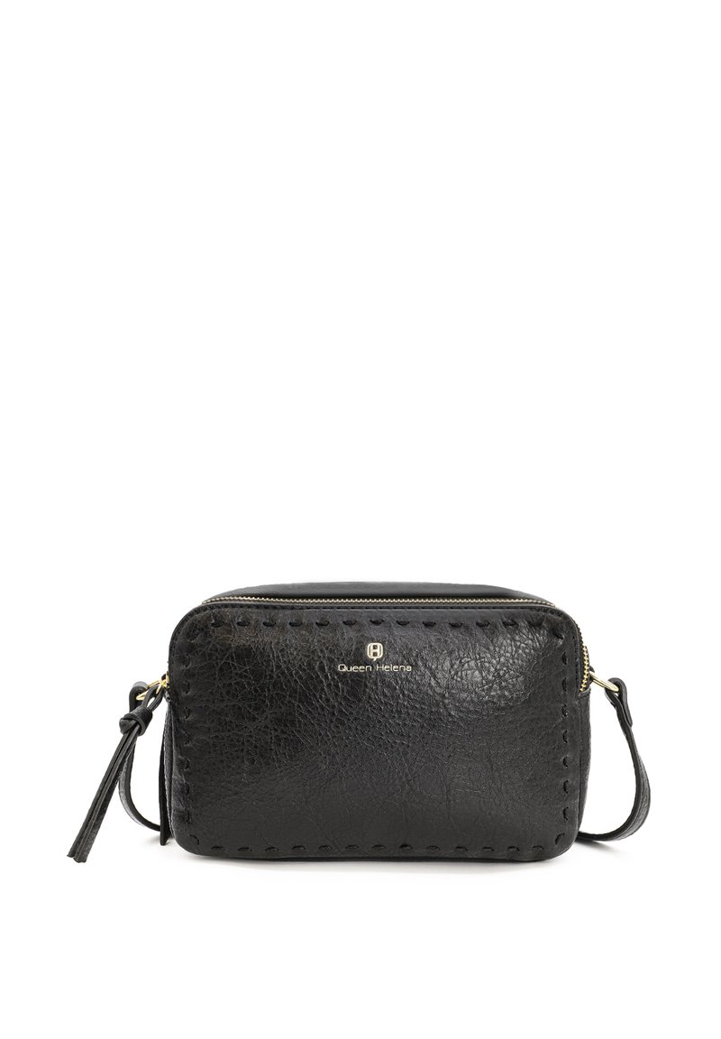Borsa crossbody in pelle nera con superficie texturizzata, chiusura con zip e tracolla removibile. Presenta un logo in tono dorato e dettagli cuciti.
