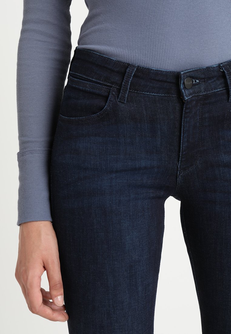 wrangler jeans skinny