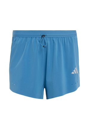 Niebieskie sportowe spodenki wykonane z lekkiego materiału, z elastycznym paskiem w talii ze sznurkiem oraz białym logo po boku.