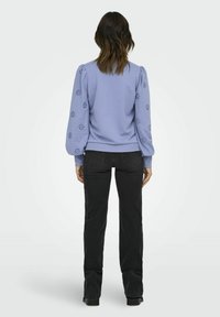 ONLY ONLFEMME PUFF EMBROIDERY - Felpa - tempest