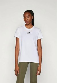 Under Armour RIVAL CORE - Lihtne T-särk - white/black