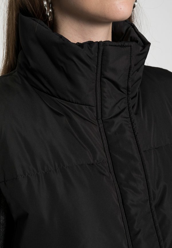 IHBunala - Waistcoat2