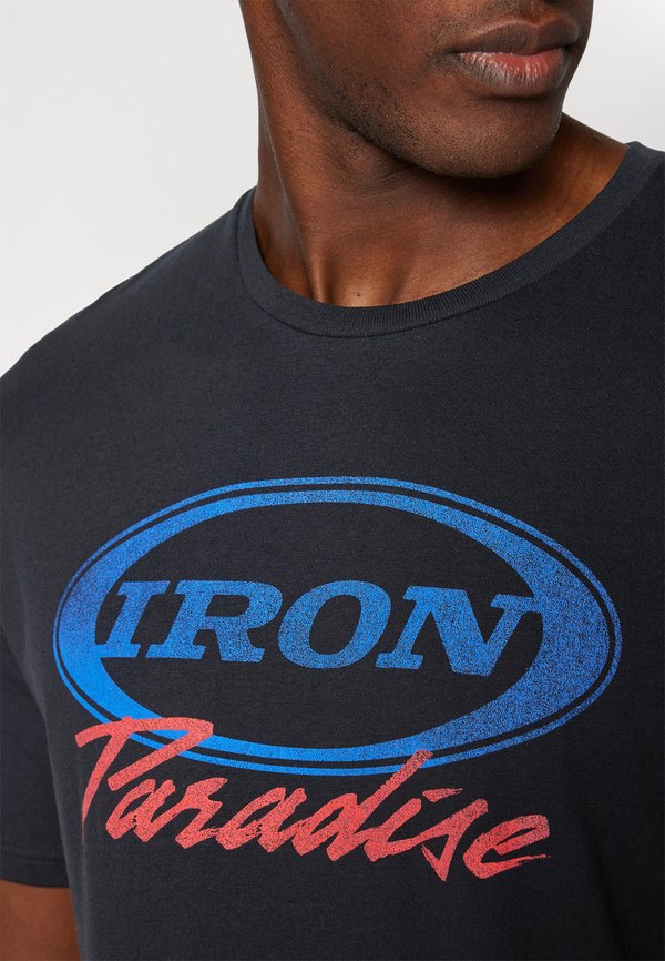 IRON - Print T-shirt3