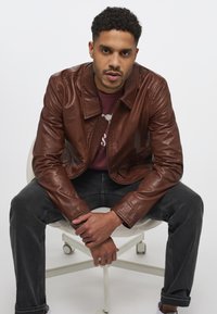 Mustang Skinnjacka - braun