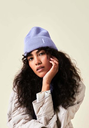 Beanie - lila