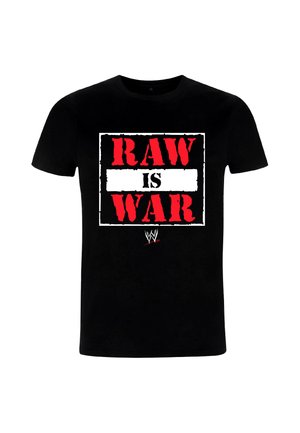 Camiseta negra de algodón con un diseño gráfico audaz. El texto "RAW IS WAR" está impreso en rojo y blanco con una textura desgastada.
