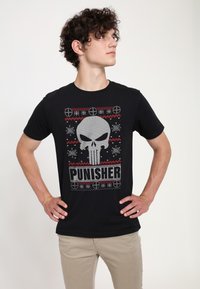 Marvel DEFENDERS PUNISHER SWEATER - Camiseta estampada - black