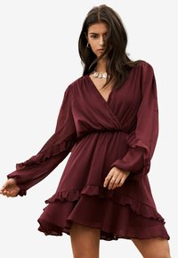 Lipsy V NECK RUFFLE - REGULAR FIT - Vapaa-ajan mekko - red