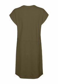 Rochie cu mânecă scurtă, de culoare verde măsliniu, realizată dintr-un material moale. Are o croială lejeră, cu talie strânsă și o margine până la genunchi.