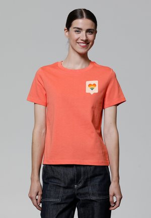 VON HERZEN - Print T-shirt - fiesta