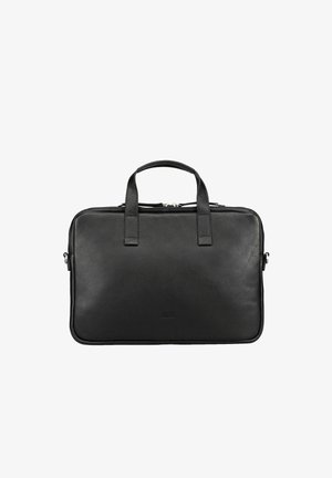 Malette en cuir noir avec une finition texturée, double poignée, fermeture éclair et une forme rectangulaire élégante. Présente un marquage discret.