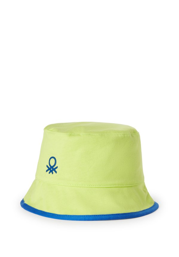 REVERSIBLE WITH SHARK  - Hut