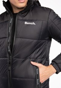 Bench Vinterjacka - black