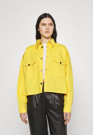 SLOANE SHACKET - Lett jakke - yellow