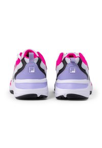 Fila RAY TRACER - Väglöparskor - white sweet lavender