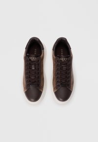Guess ELBA - Trainers - beige/brown