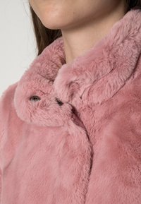 ONLY Vinterfrakke - light pink