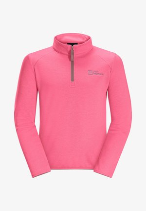 Różowy sweter wykonany z miękkiego materiału, z kołnierzykiem na ćwierć zamka, długimi rękawami i małym logo na klatce piersiowej. Gładka tekstura i prosty design.