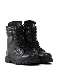 Schwarze Wanderschuhe aus strukturiertem Leder und synthetischem Material, mit Metallösen, Schnürverschluss und robusten Gummisohlen.