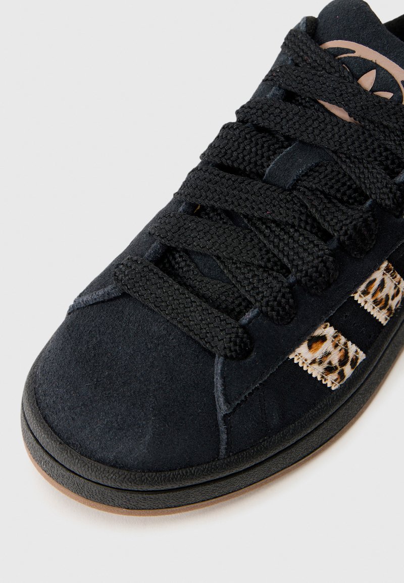 adidas gazelle silver green womens adidas Campus 00s Leopard – GlobalSneakers main image 0