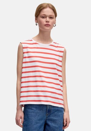 Weißes ärmelloses Top mit roten horizontalen Streifen, runder Halsauschnitt und weichem Baumwollmaterial. Lässiger Schnitt mit einer entspannten Silhouette.
