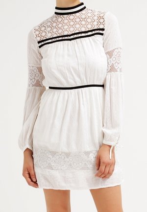 Robe de jour - off-white