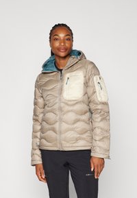 Peak Performance HELIUM UTILITY HOOD JACKET - Gewatteerde jas - avid beige/sand fog/hydro fresh