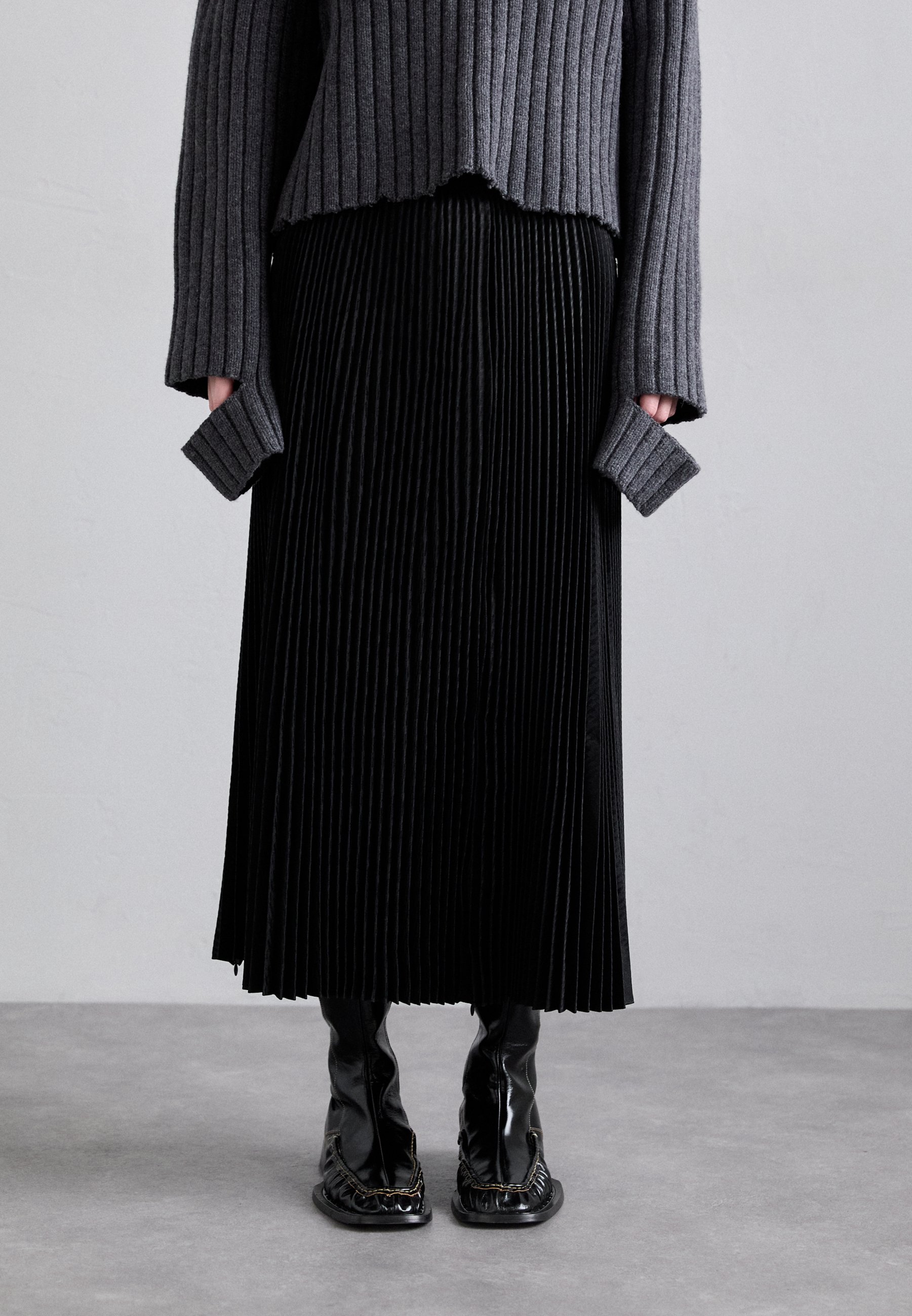 どm☆HELMUT LANGLONG MAXI SKIRT/ドレープ/XS Helmut Lang PLEATED - Maxi skirt - black - Zalando.co.uk